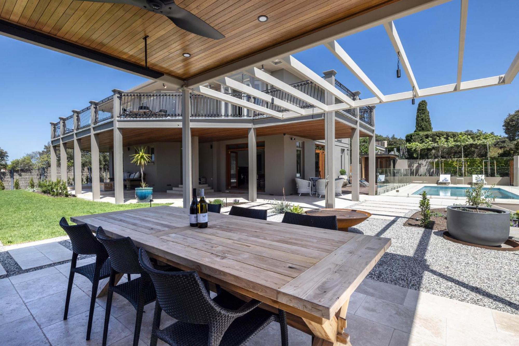 Serendib Luxury Sorrento Resort Living Ngoại thất bức ảnh